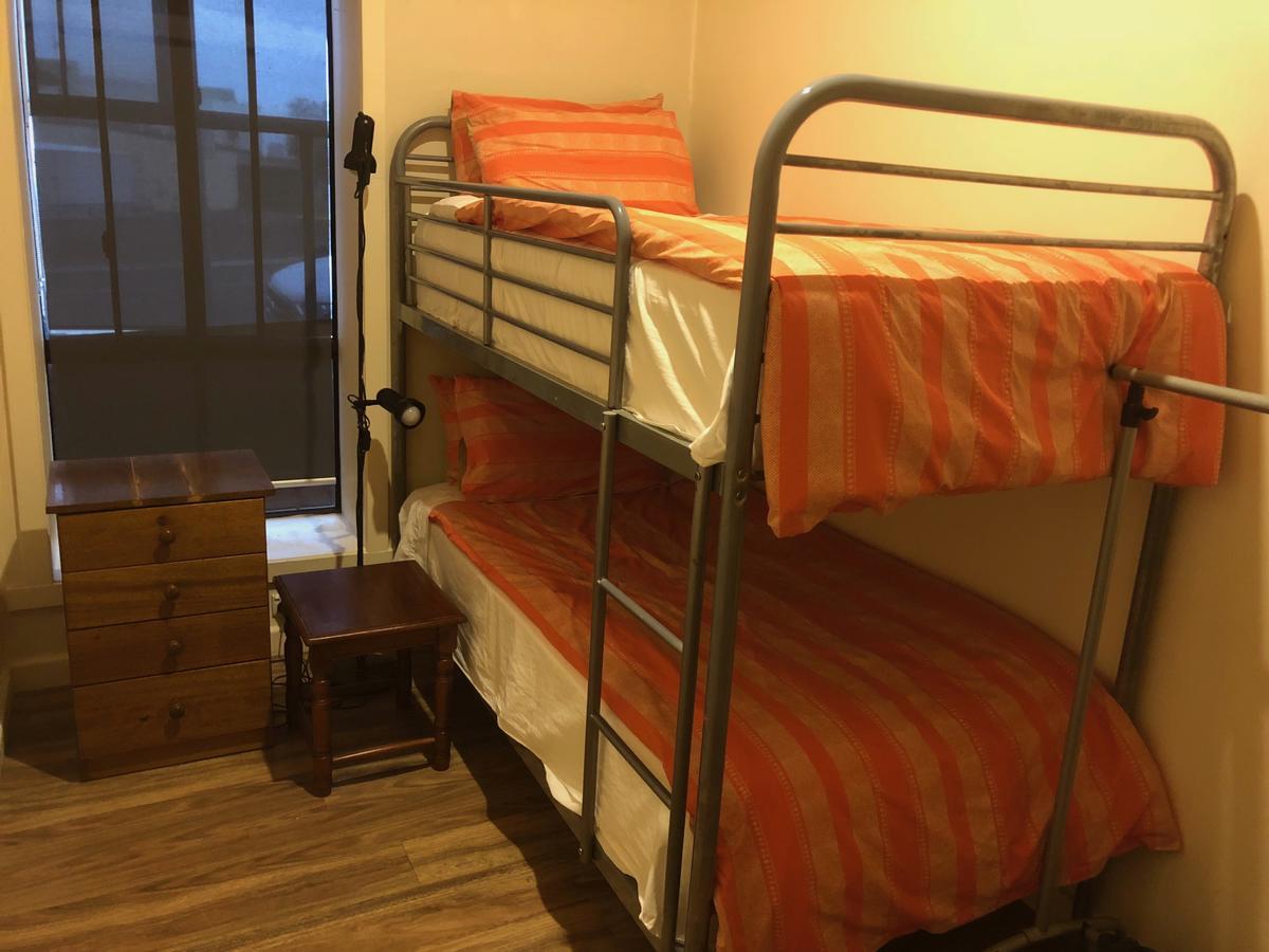 Kingscote Central Apartman Kültér fotó
